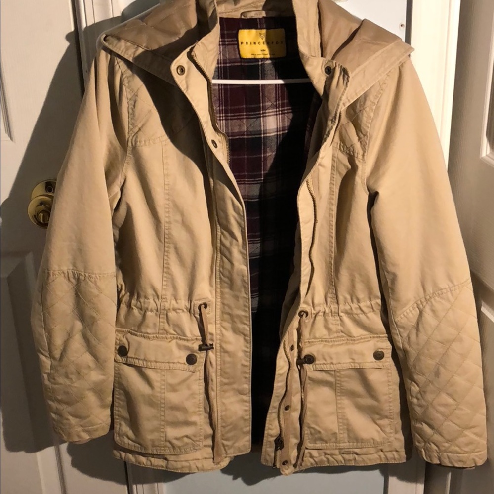 Hooded/ quilted beige plaid lined jacket/coat
